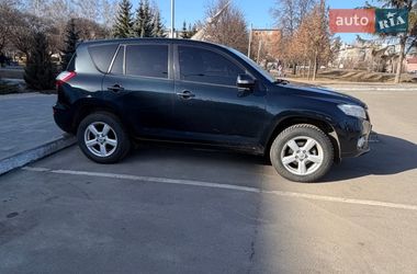 Внедорожник / Кроссовер Toyota RAV4 2011 в Полтаве