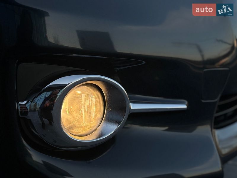 Внедорожник / Кроссовер Toyota RAV4 2011 в Тернополе