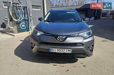 Внедорожник / Кроссовер Toyota RAV4 2016 в Запорожье