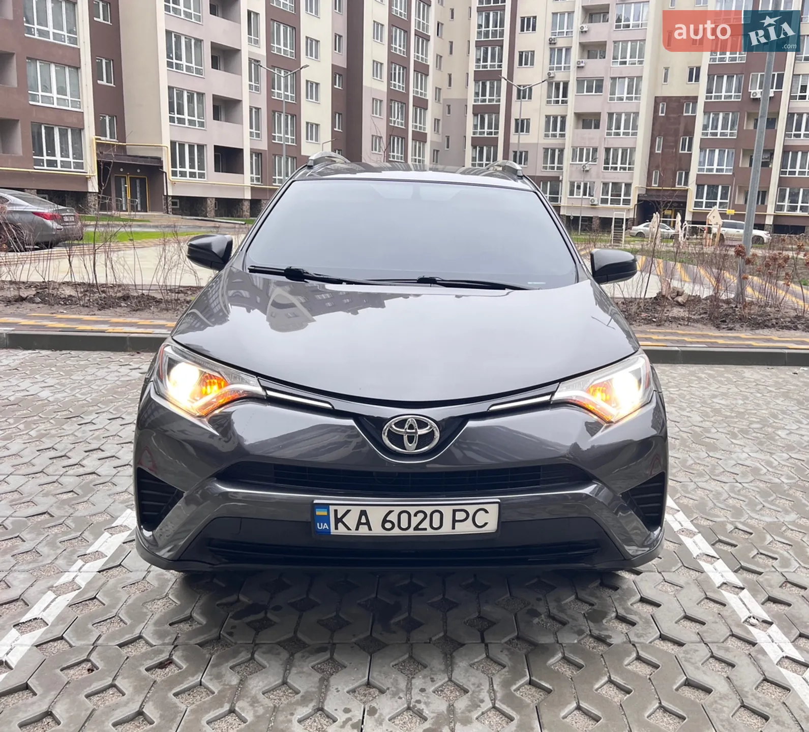 2016 Toyota RAV 4 - мініатюра 3