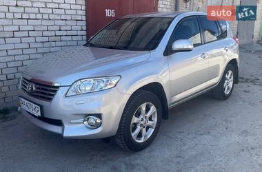 Позашляховик / Кросовер Toyota RAV4 2011 в Києві