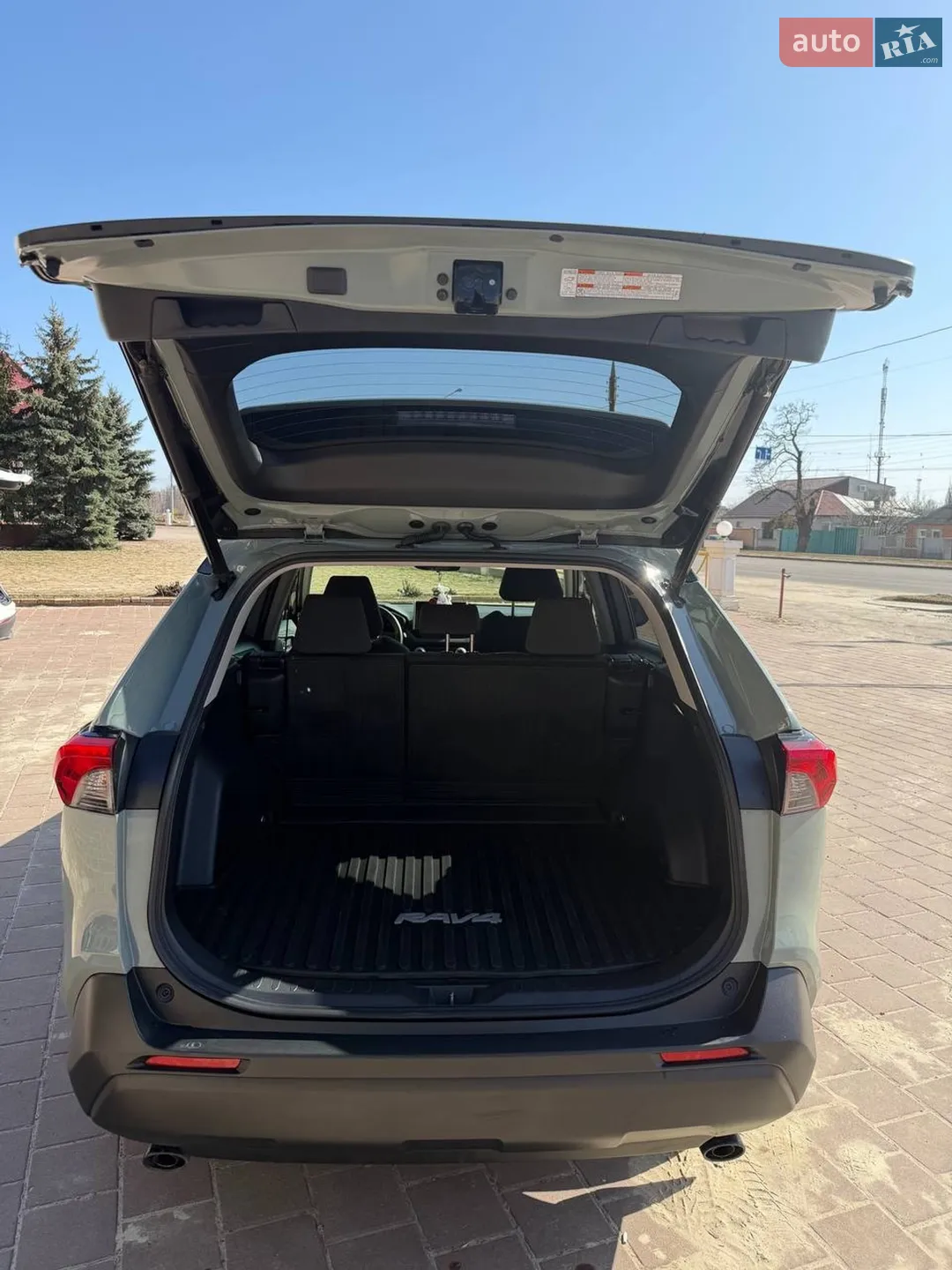 2022 Toyota RAV 4 - мініатюра 10