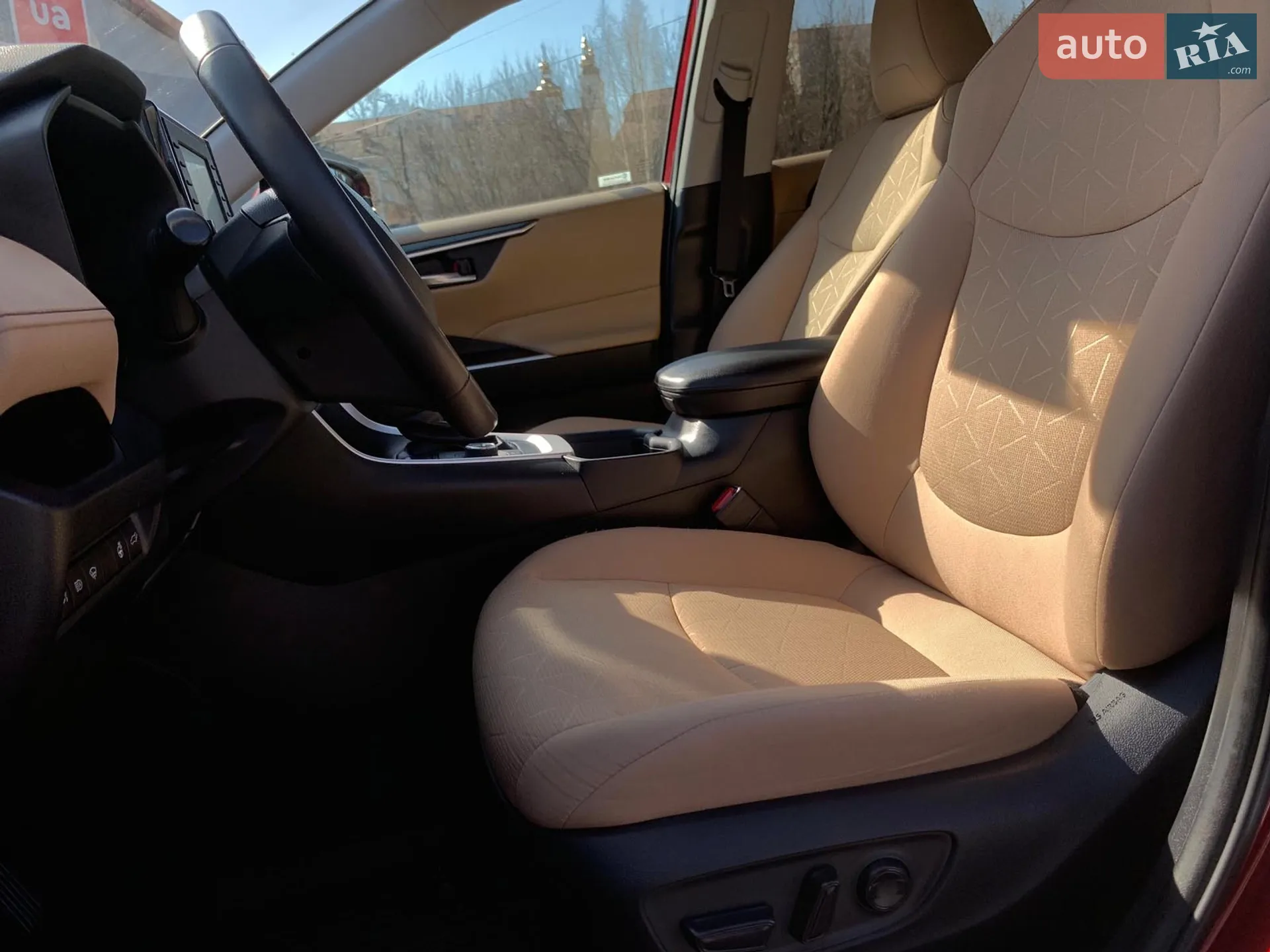 2019 Toyota RAV 4 - мініатюра 18