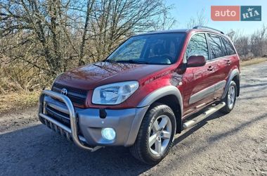 Внедорожник / Кроссовер Toyota RAV4 2005 в Черкассах