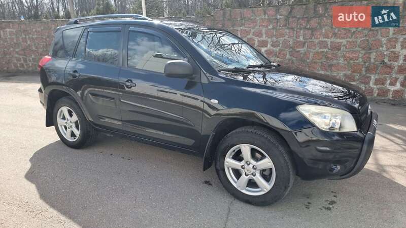 Внедорожник / Кроссовер Toyota RAV4 2006 в Кропивницком