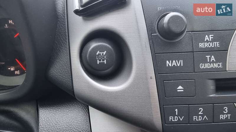 Внедорожник / Кроссовер Toyota RAV4 2006 в Кропивницком