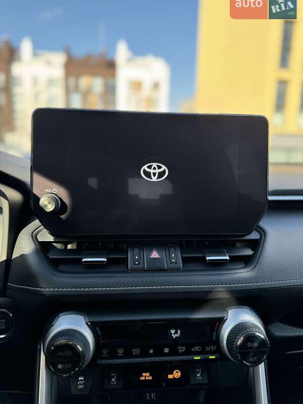 Внедорожник / Кроссовер Toyota RAV4 2023 в Киеве фото 26 Внедорожник / Кроссовер Toyota RAV4 2023 в Киеве