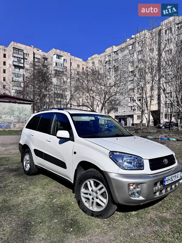 Toyota RAV4 2001