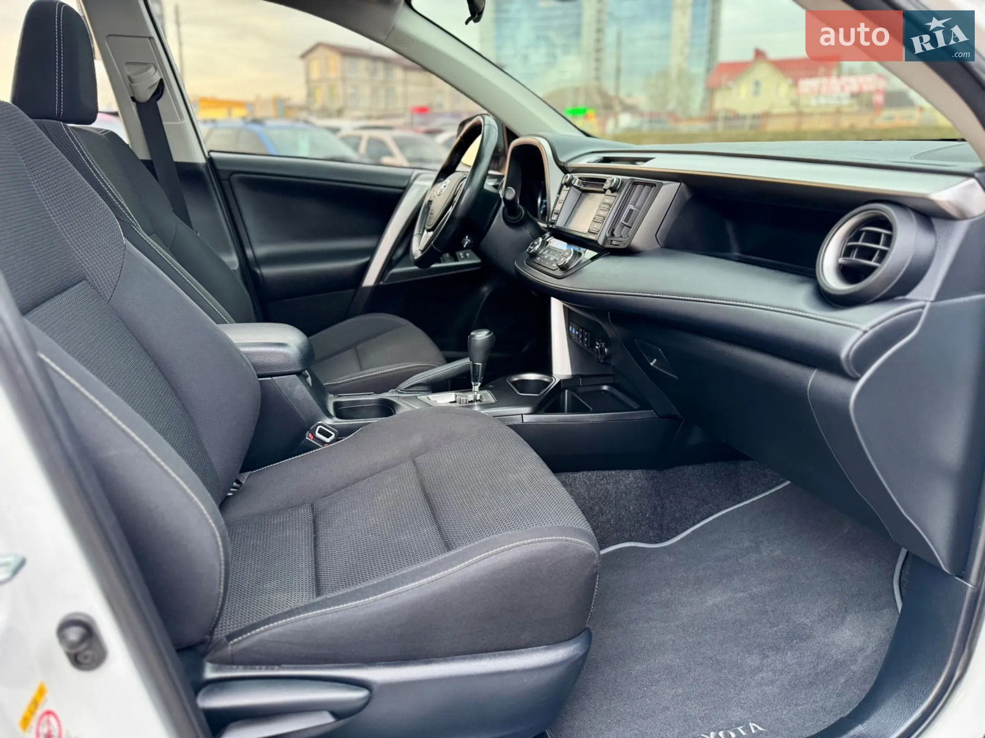 2018 Toyota RAV 4 - мініатюра 33