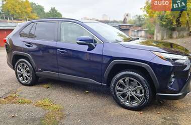 Внедорожник / Кроссовер Toyota RAV4 2023 в Киеве
