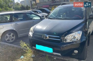 Позашляховик / Кросовер Toyota RAV4 2008 в Києві