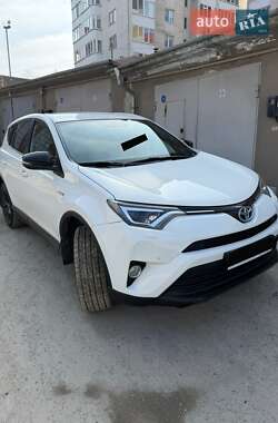 Внедорожник / Кроссовер Toyota RAV4 2018 в Тернополе