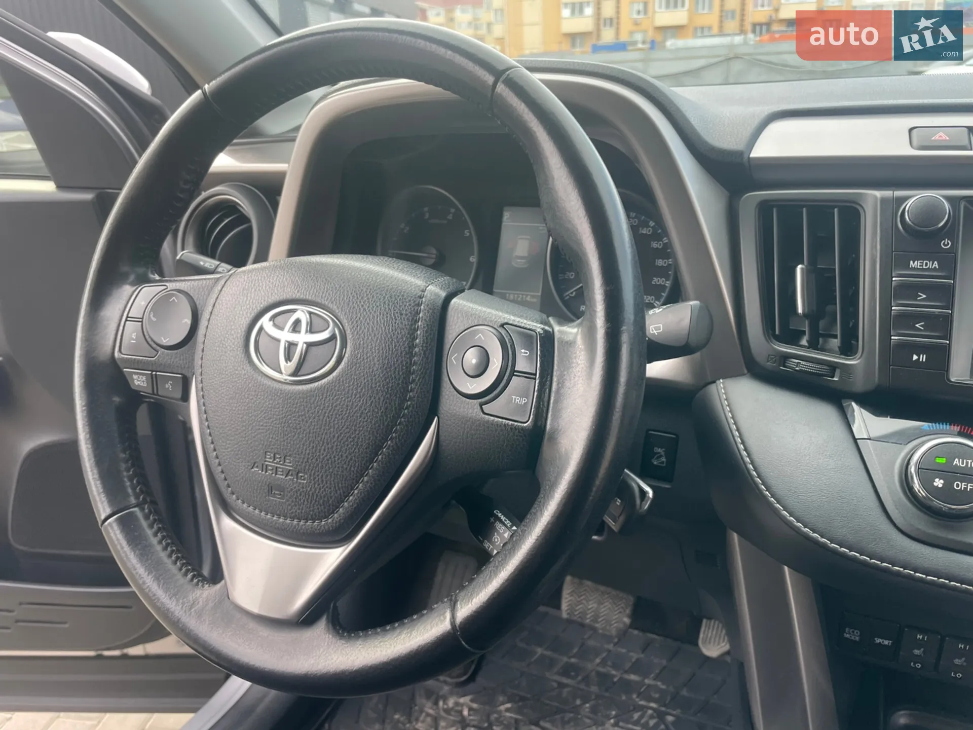 2017 Toyota RAV 4 - мініатюра 20