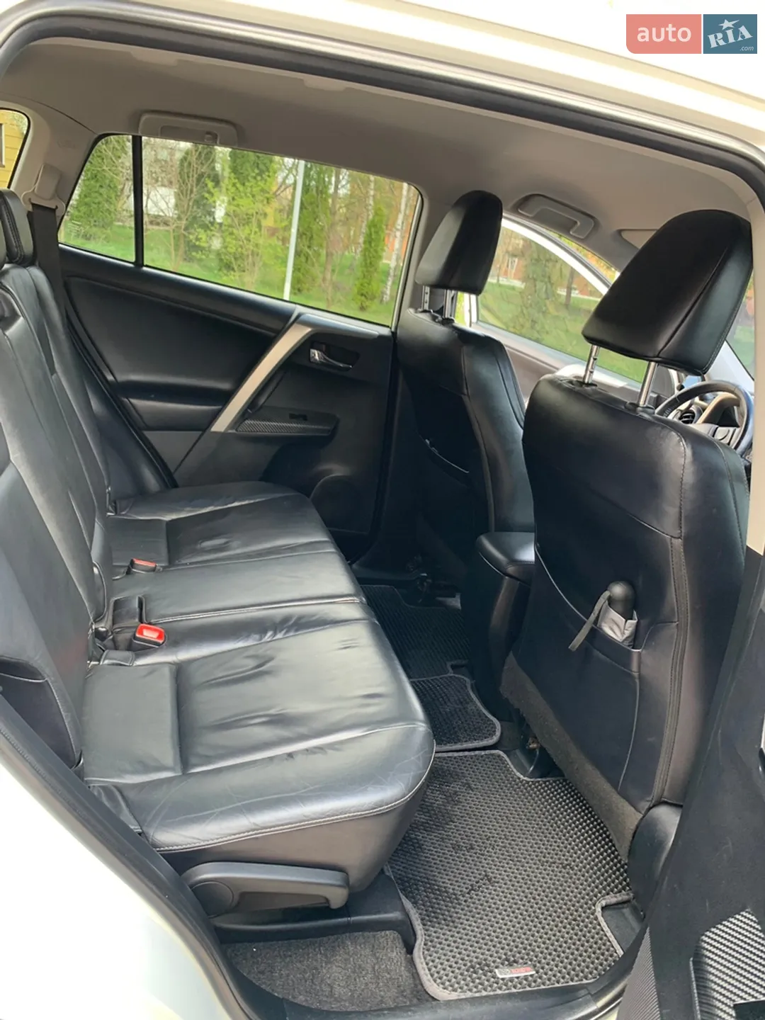 2013 Toyota RAV 4 - мініатюра 9