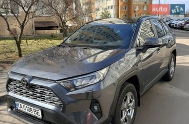 Позашляховик / Кросовер Toyota RAV4 2022 в Києві