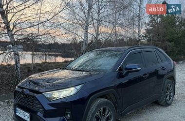 Внедорожник / Кроссовер Toyota RAV4 2022 в Тернополе