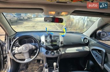 Позашляховик / Кросовер Toyota RAV4 2006 в Харкові