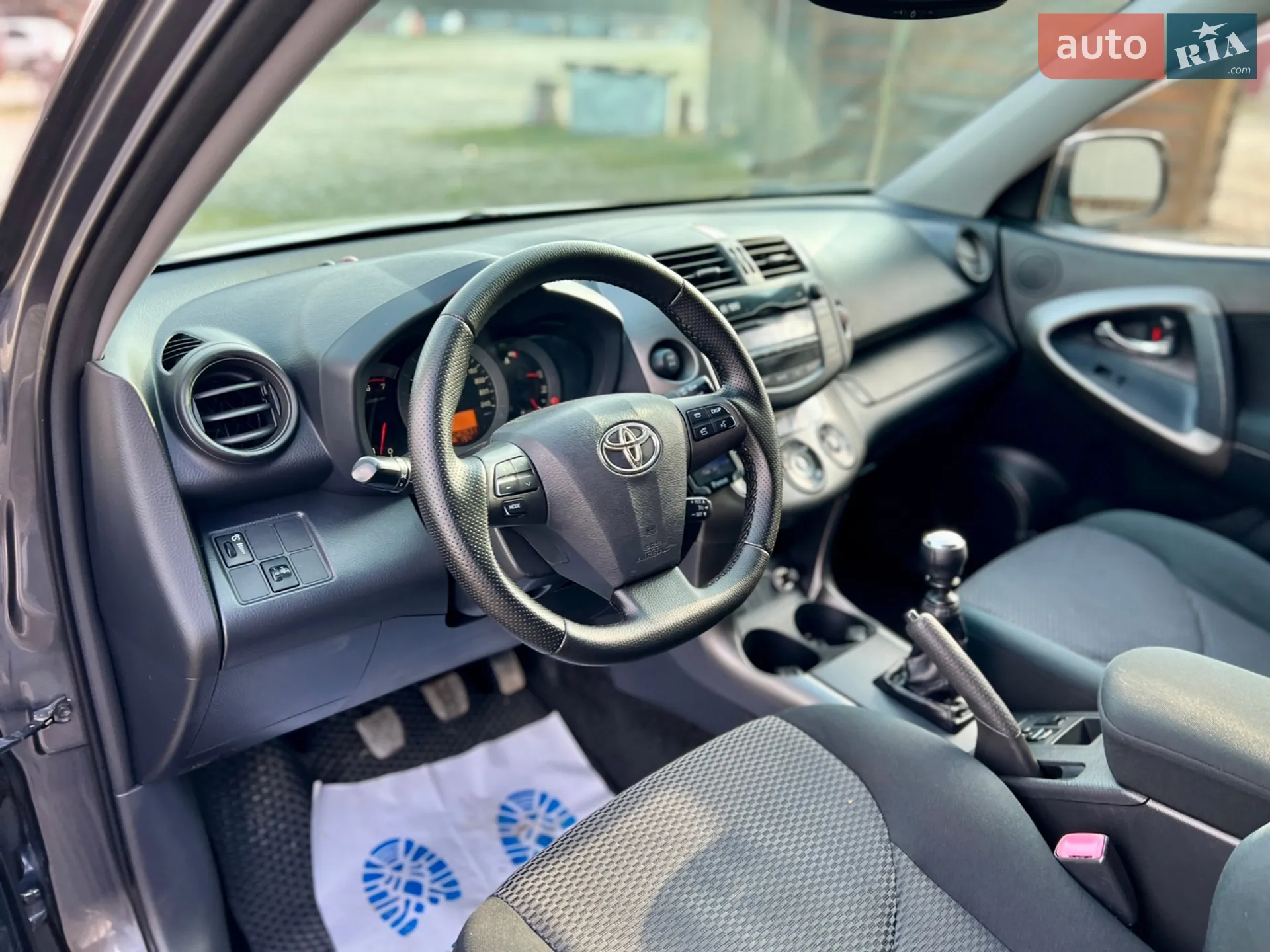 2010 Toyota RAV 4 - мініатюра 43