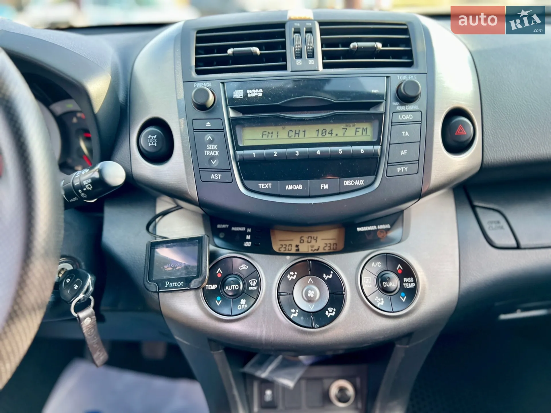 2010 Toyota RAV 4 - мініатюра 69
