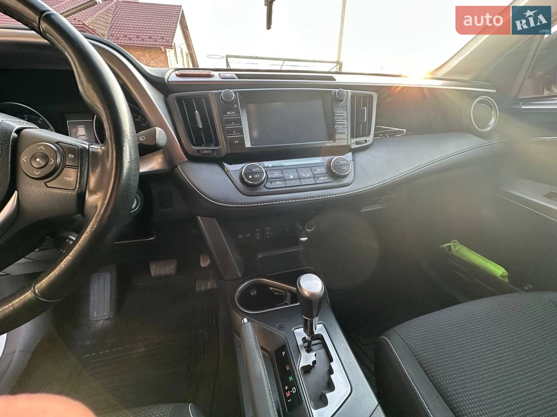 2017 Toyota RAV 4 - мініатюра 15