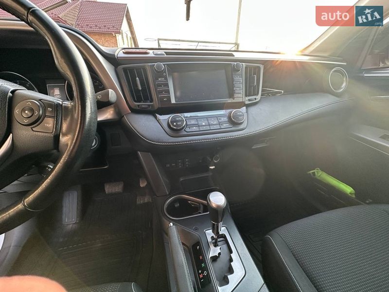 Позашляховик / Кросовер Toyota RAV4 2017 в Дрогобичі