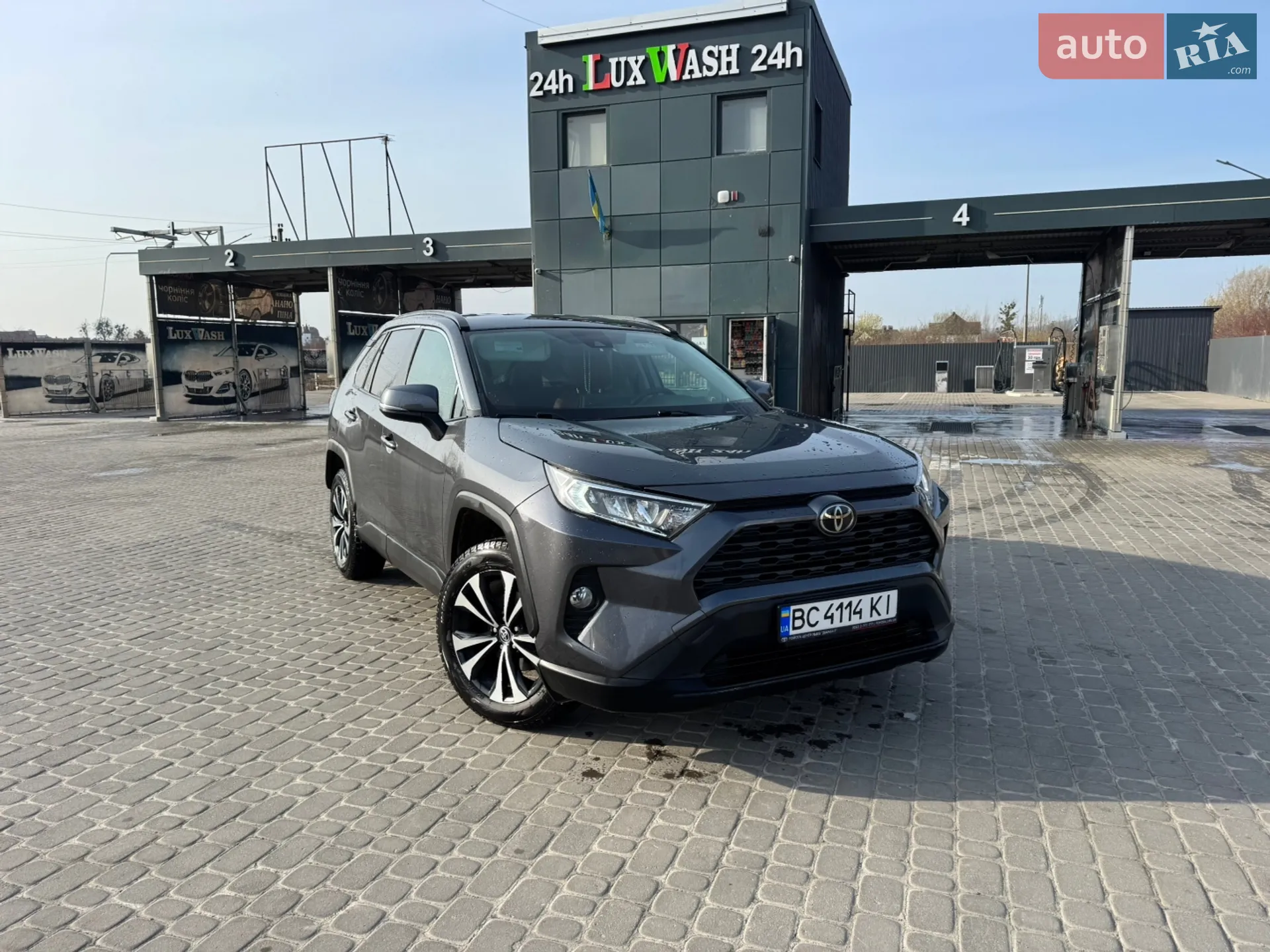 2020 Toyota RAV 4 - мініатюра 3