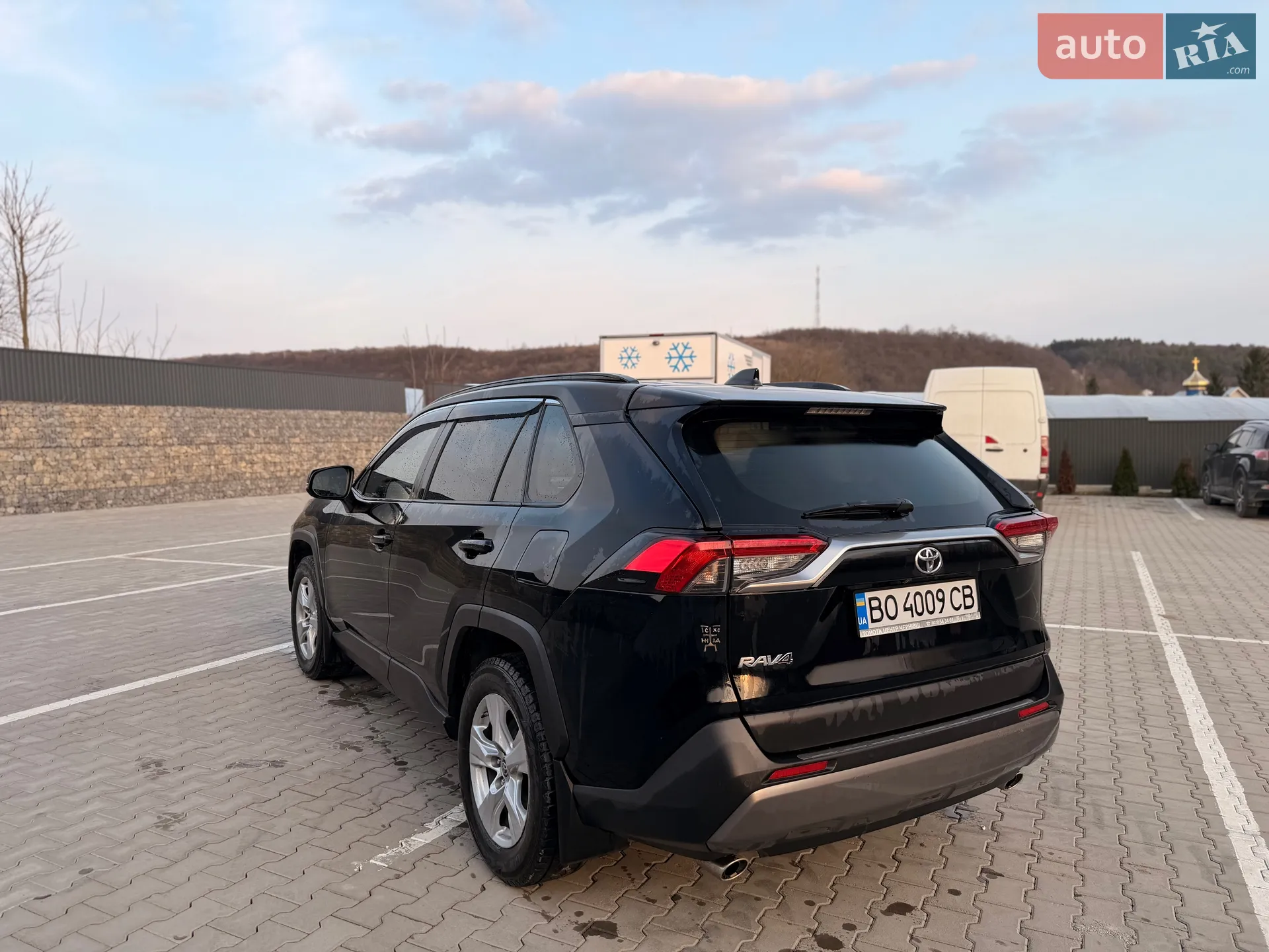 2019 Toyota RAV 4 - мініатюра 5