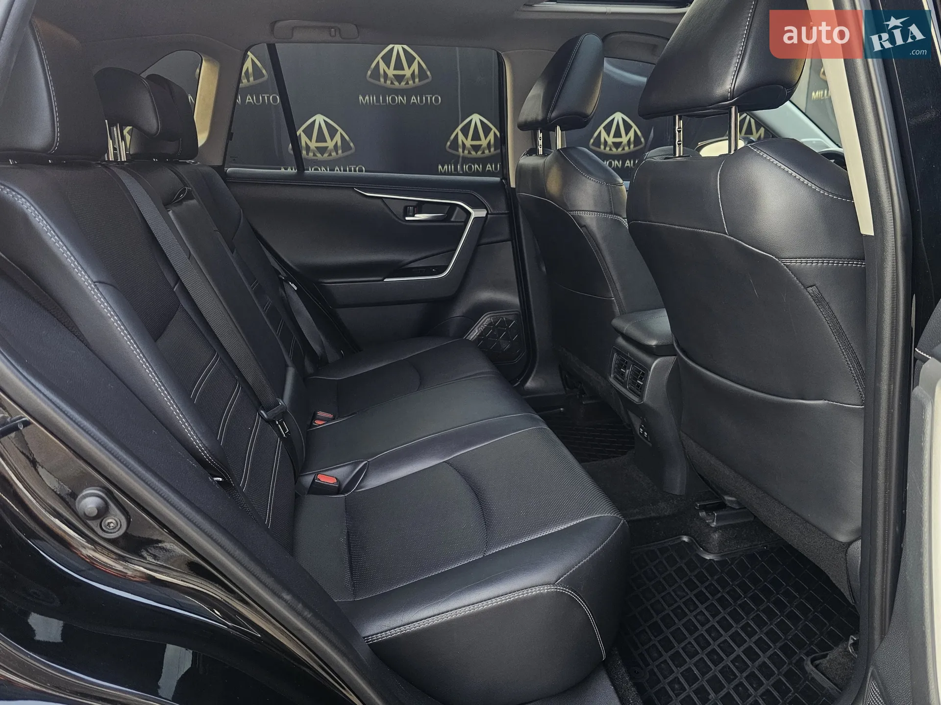 2019 Toyota RAV 4 - мініатюра 15
