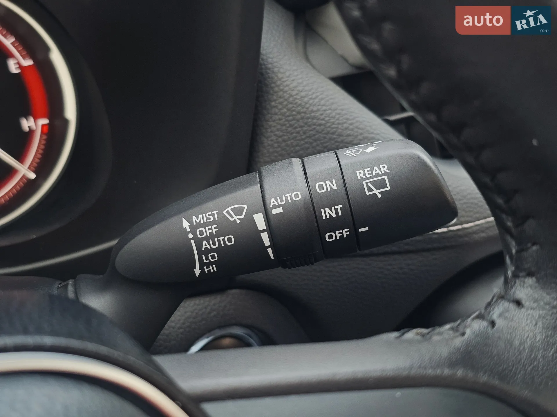 2019 Toyota RAV 4 - мініатюра 30