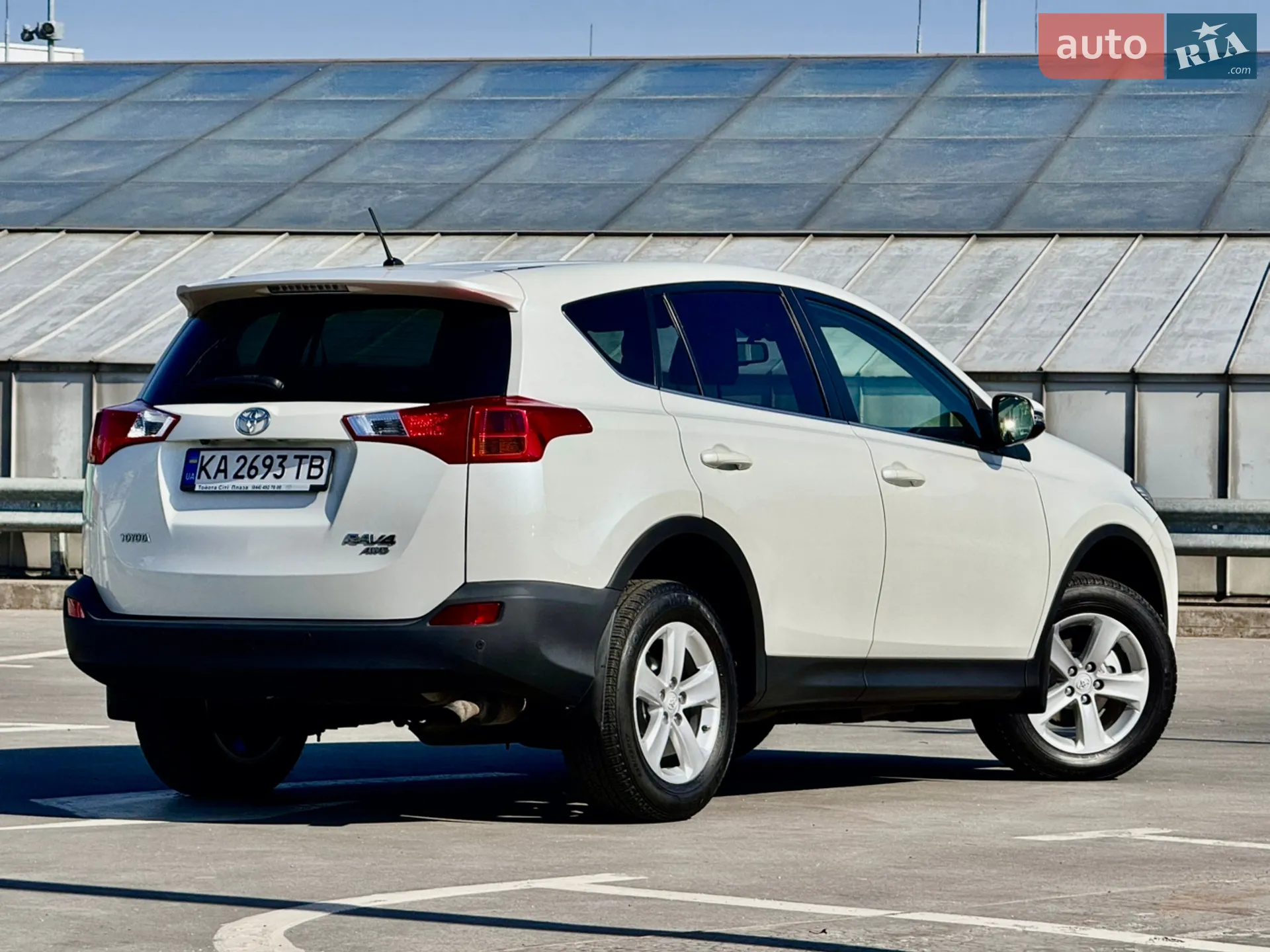 2014 Toyota RAV 4 - мініатюра 18