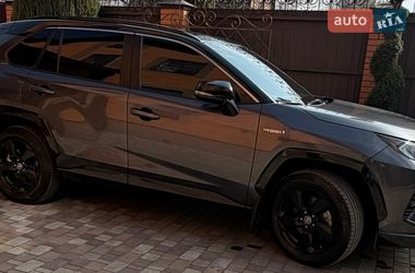 Позашляховик / Кросовер Toyota RAV4 2021 в Києві