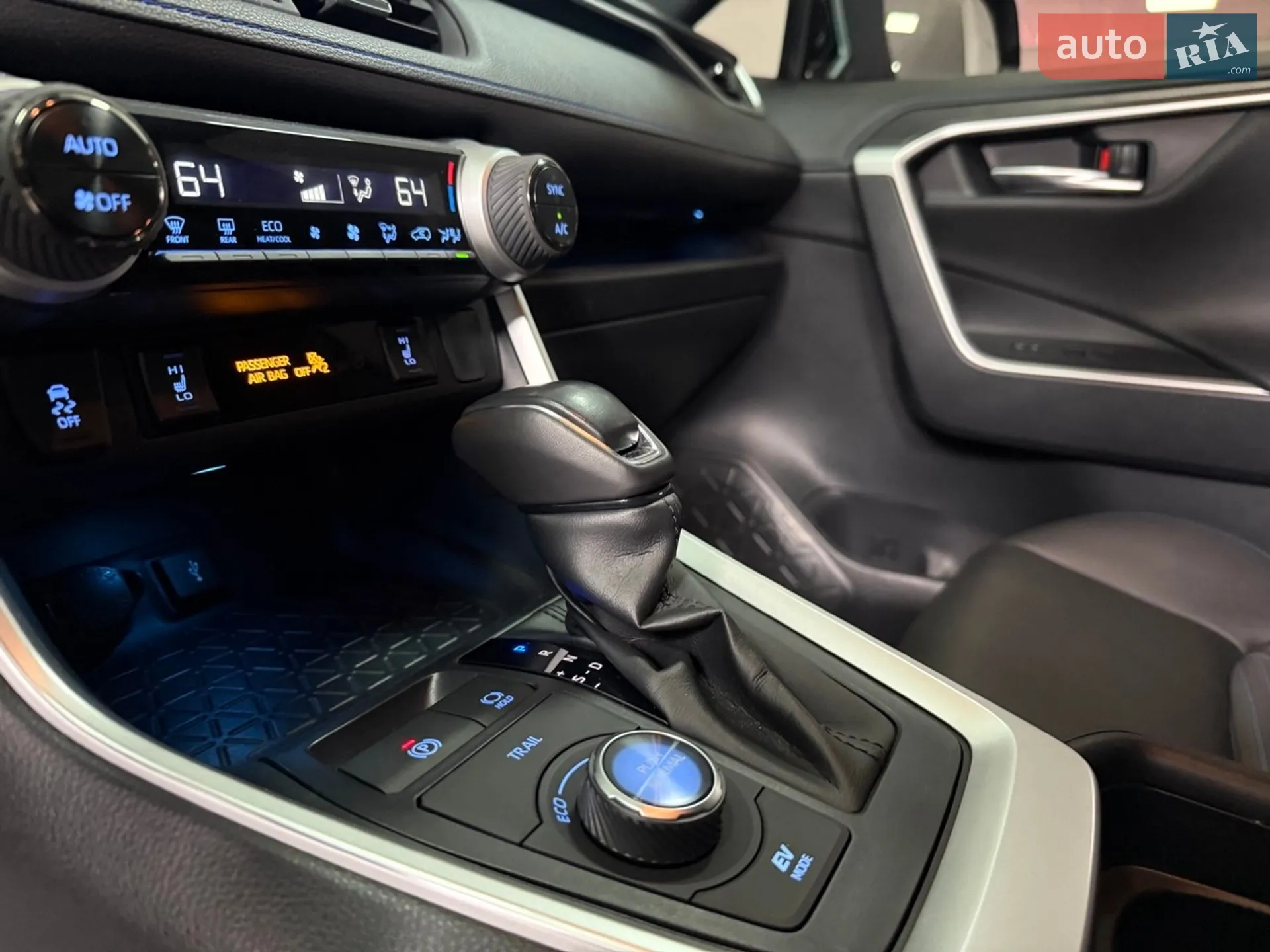 2021 Toyota RAV 4 - мініатюра 12