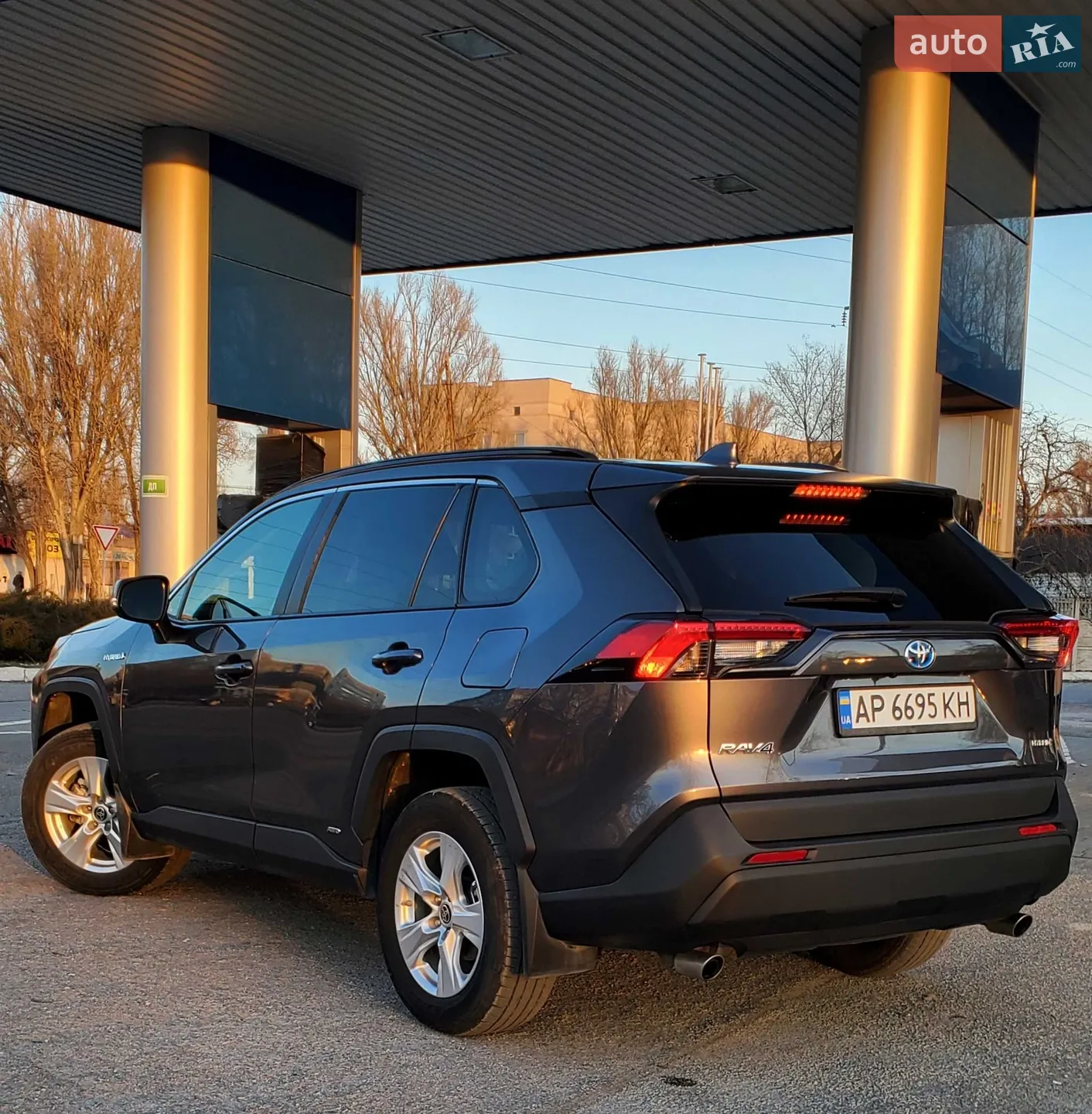 2021 Toyota RAV 4 - мініатюра 2