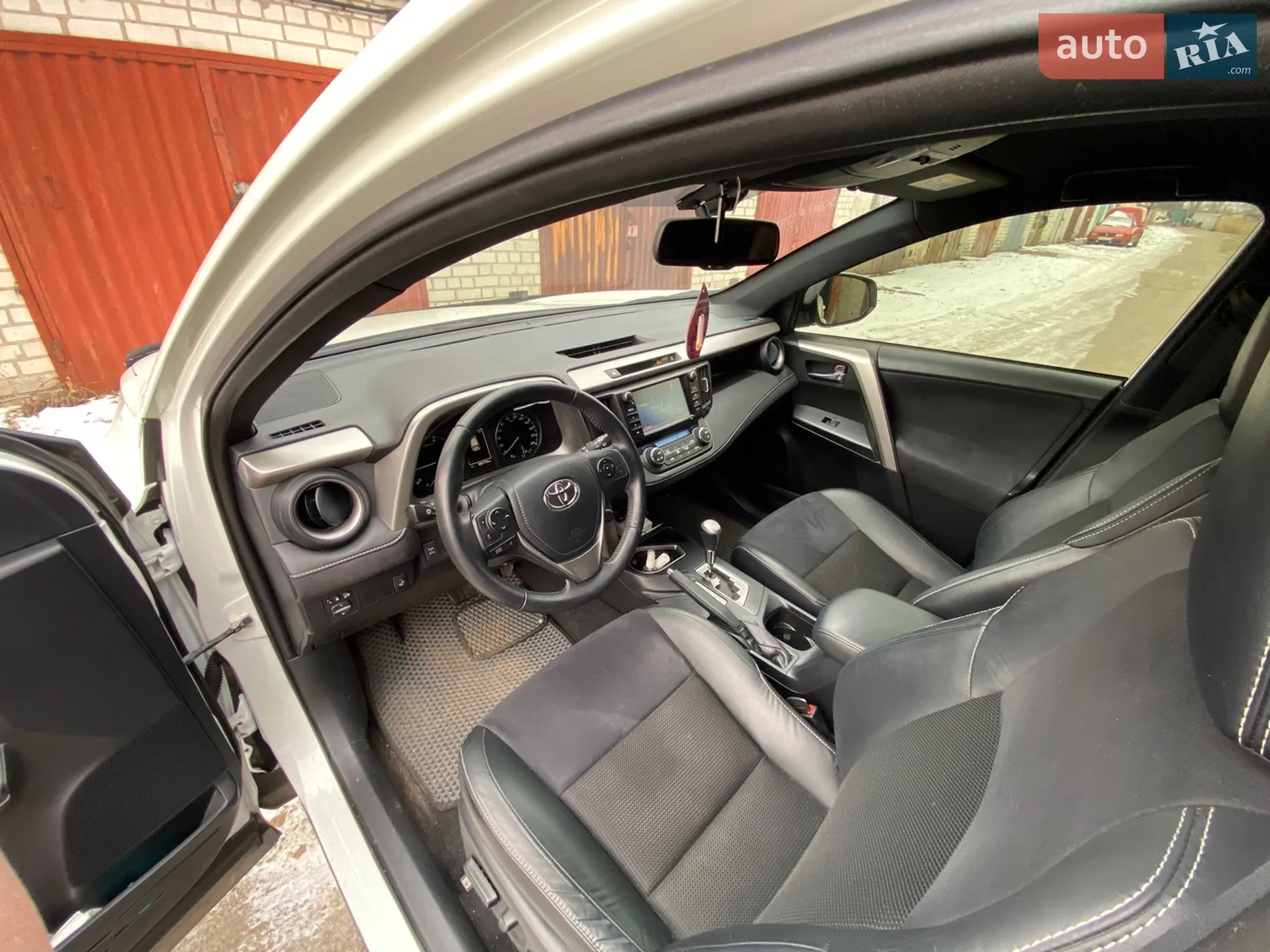 2016 Toyota RAV 4 - мініатюра 24