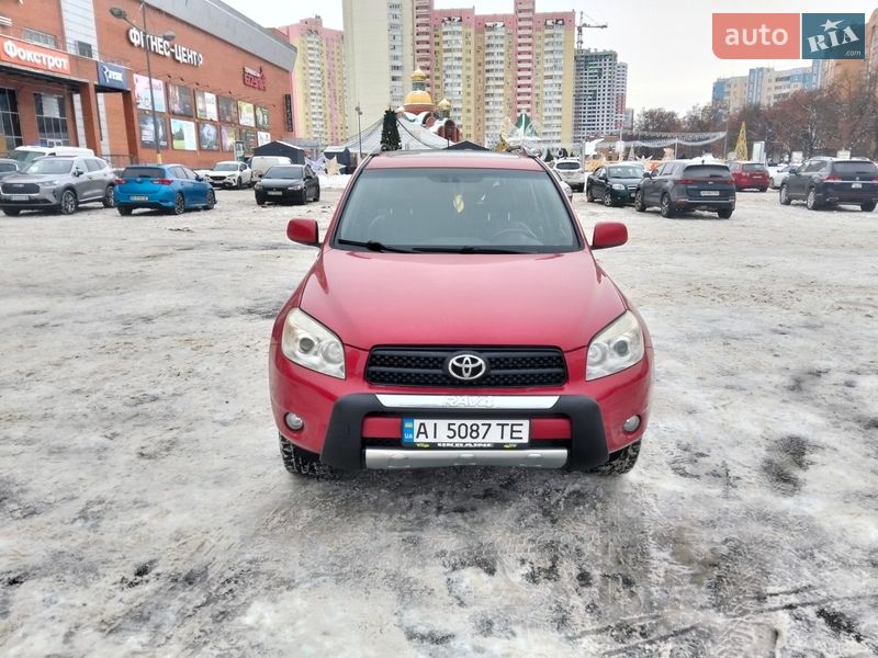 Внедорожник / Кроссовер Toyota RAV4 2008 в Броварах