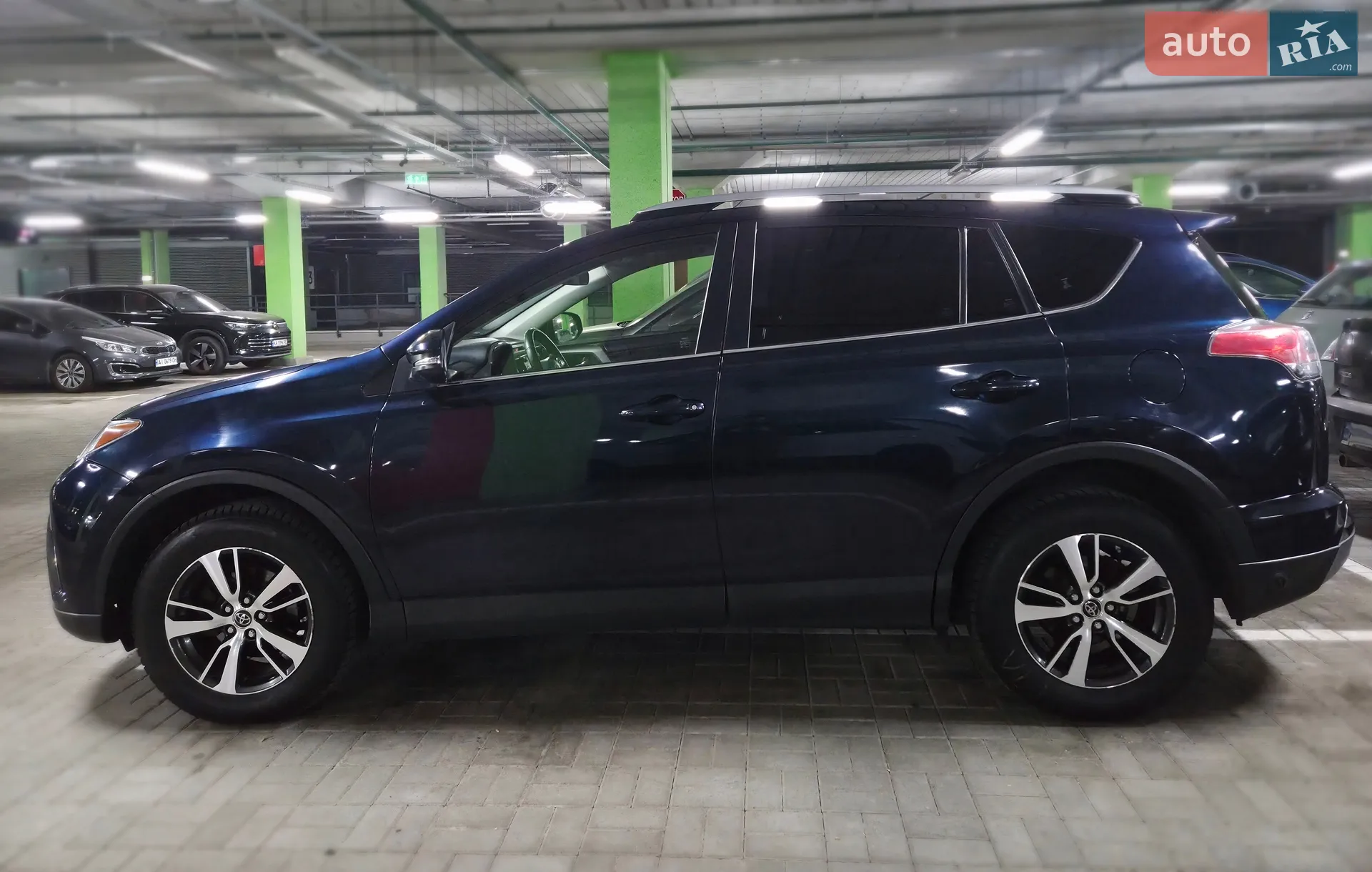 2017 Toyota RAV 4 - мініатюра 2