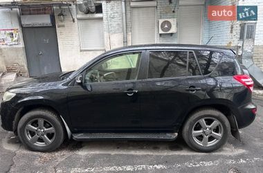 Позашляховик / Кросовер Toyota RAV4 2011 в Києві