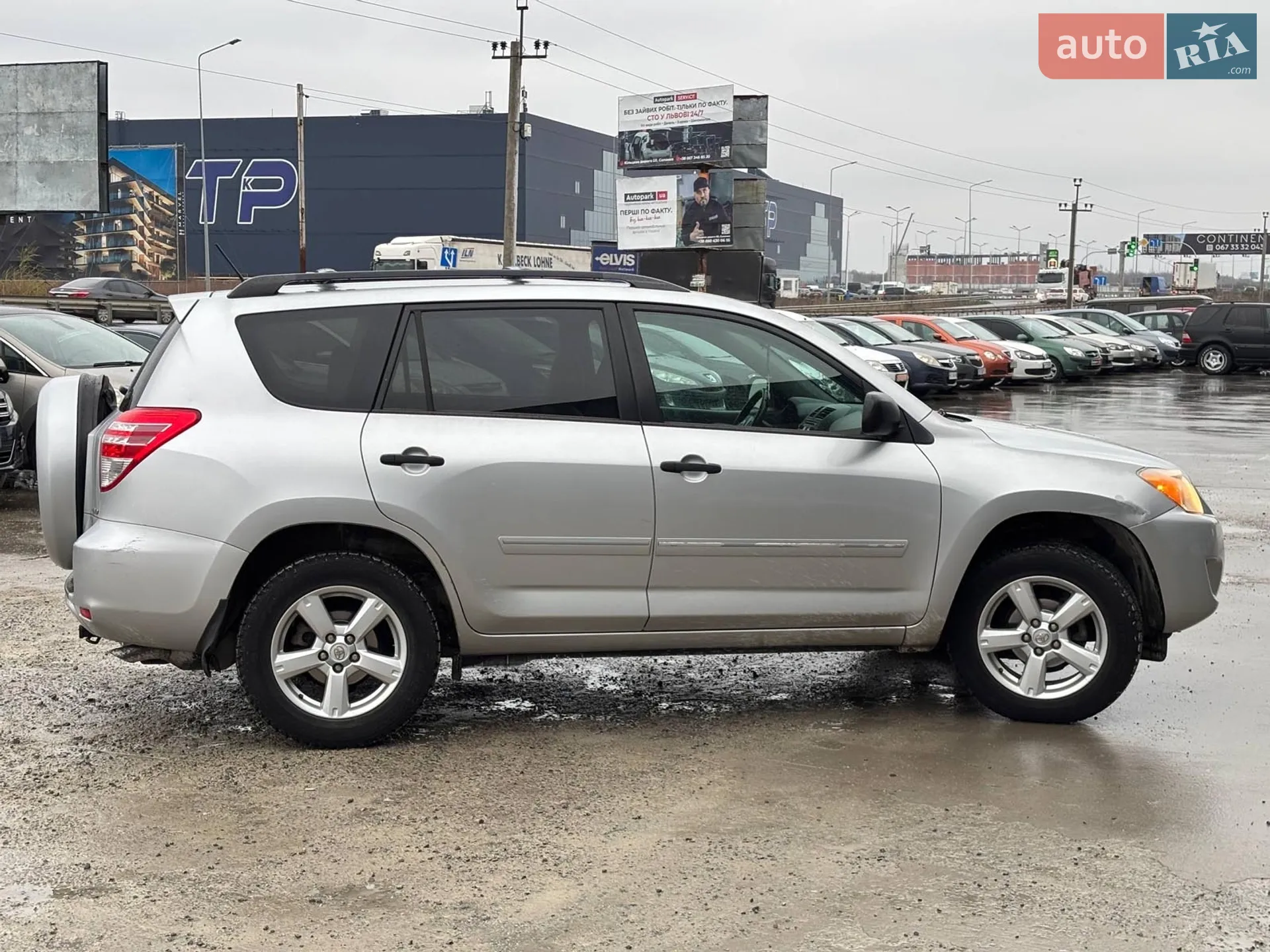 2012 Toyota RAV 4 - мініатюра 11