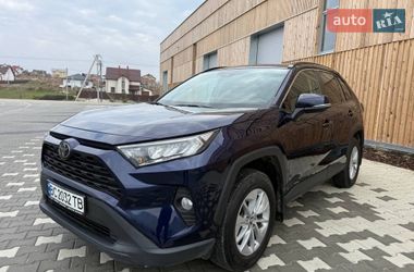 Внедорожник / Кроссовер Toyota RAV4 2019 в Львове
