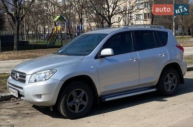 Позашляховик / Кросовер Toyota RAV4 2007 в Києві