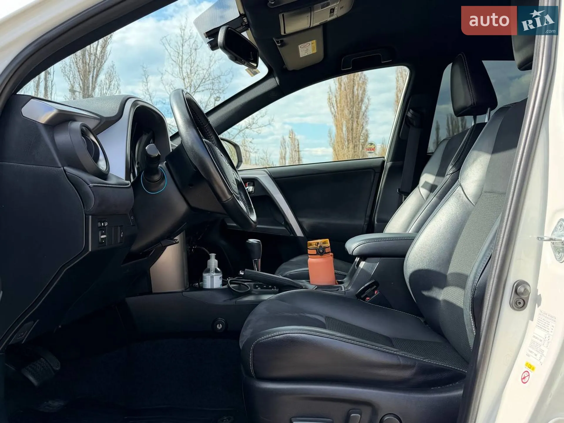 2018 Toyota RAV 4 - мініатюра 12