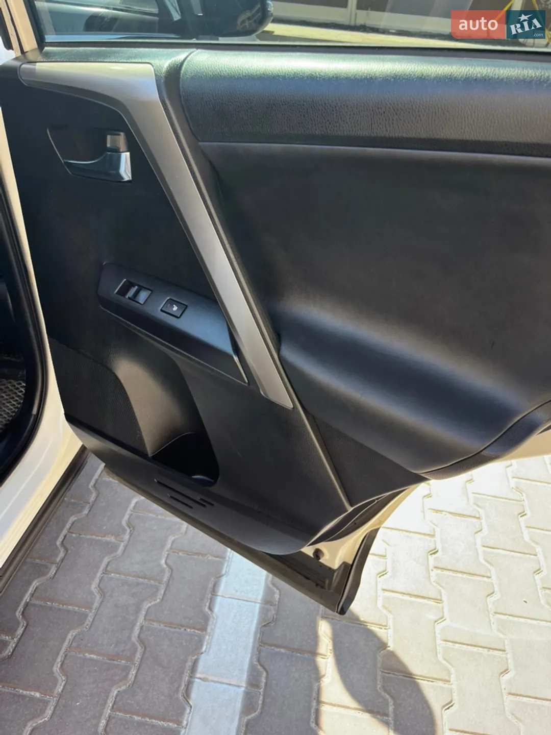 2016 Toyota RAV 4 - мініатюра 25