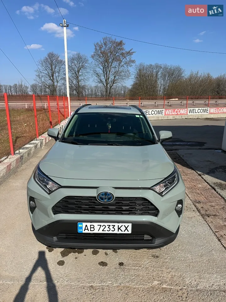 2021 Toyota RAV 4 - мініатюра 17