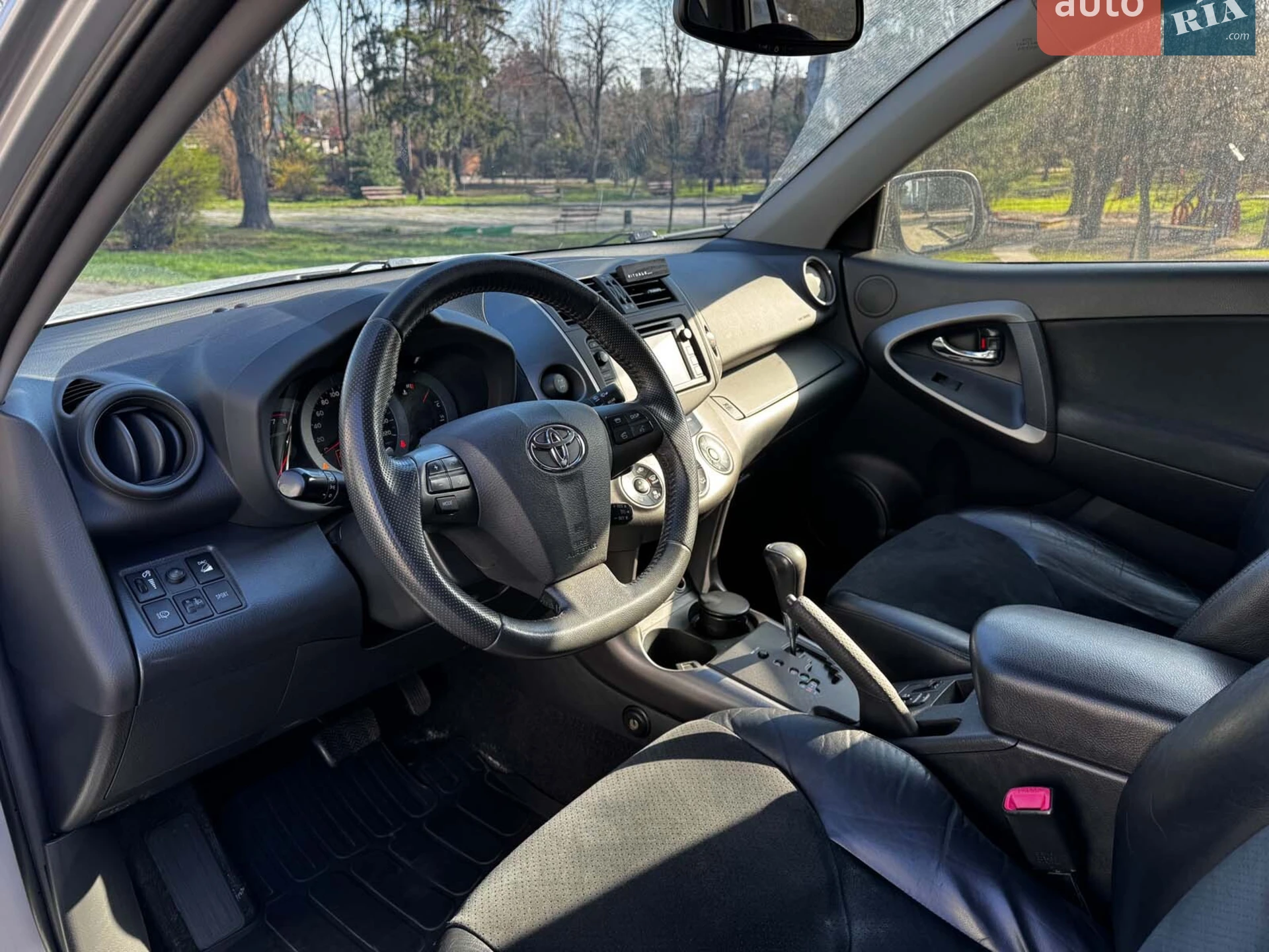 2012 Toyota RAV 4 - мініатюра 15