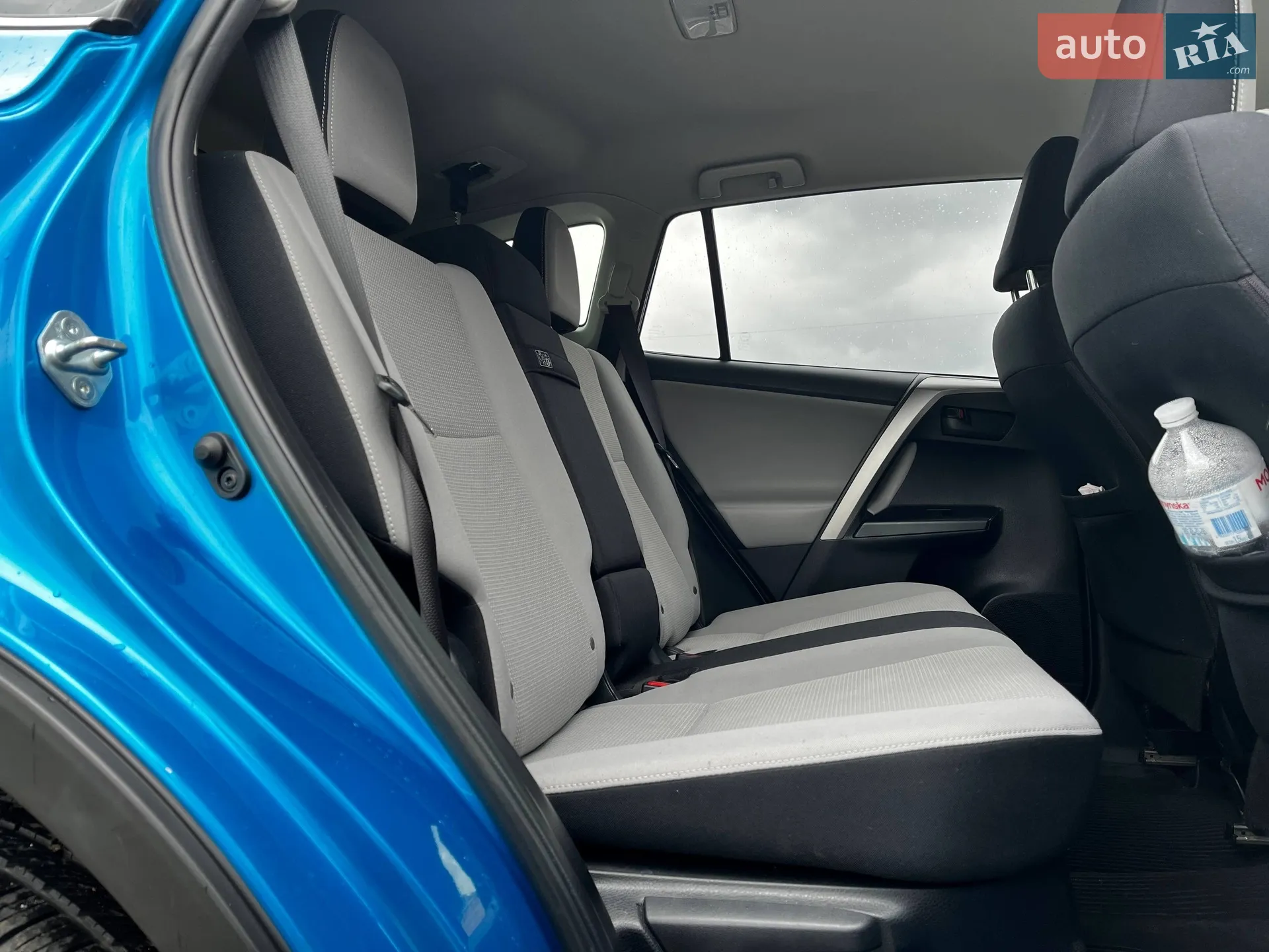 2018 Toyota RAV 4 - мініатюра 11