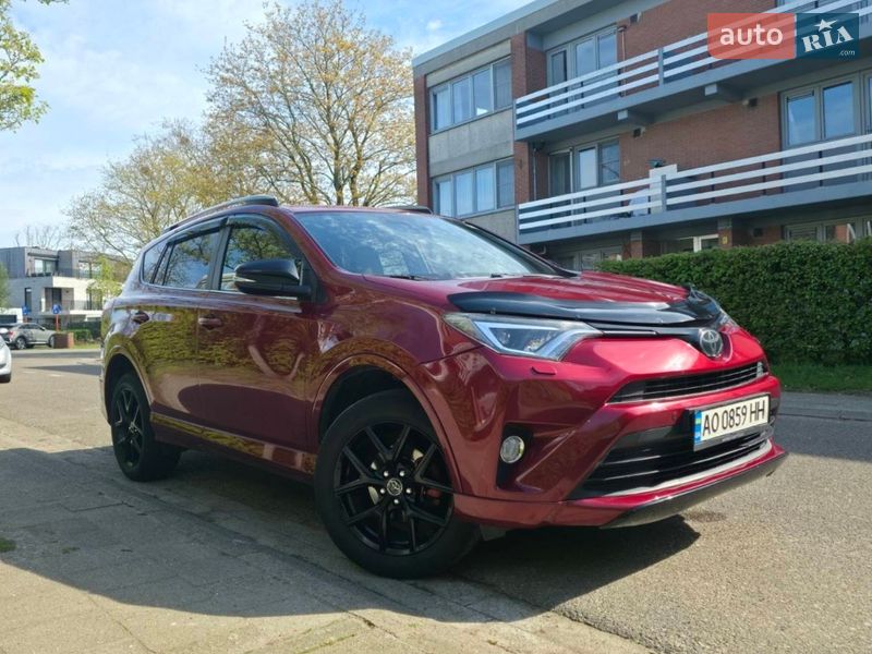 Toyota RAV4 2017