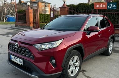 Позашляховик / Кросовер Toyota RAV4 2019 в Білій Церкві