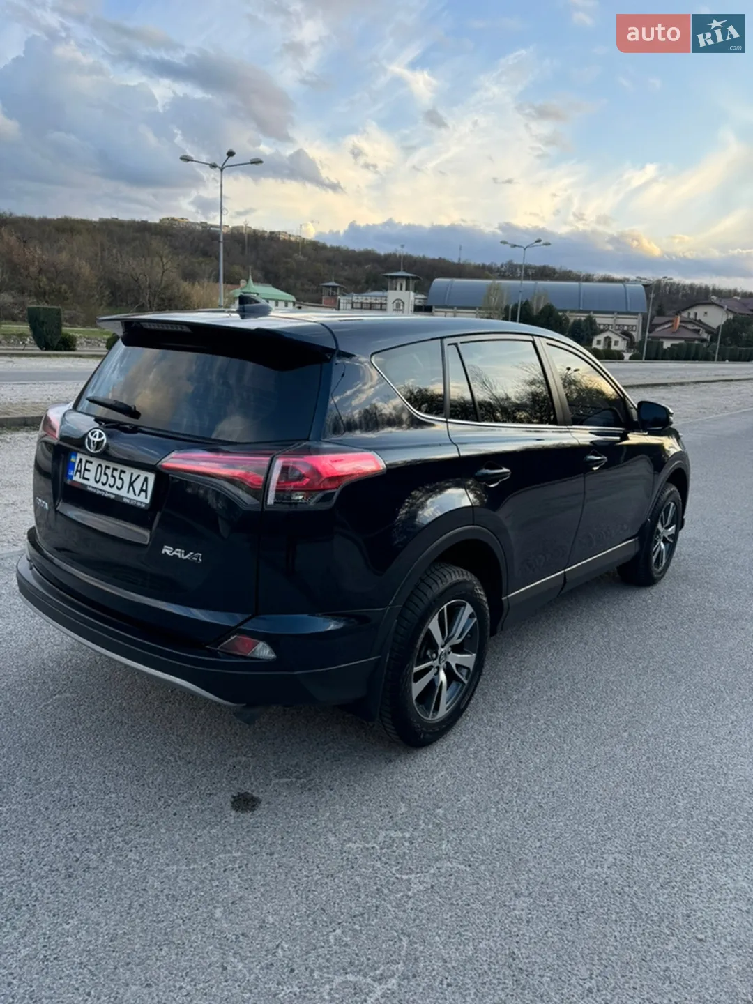 2018 Toyota RAV 4 - мініатюра 6