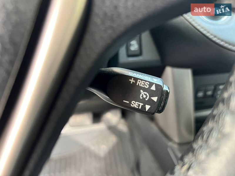 Позашляховик / Кросовер Toyota RAV4 2013 в Одесі