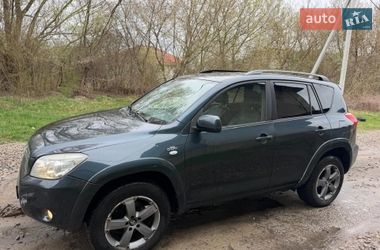 Внедорожник / Кроссовер Toyota RAV4 2008 в Ивано-Франковске